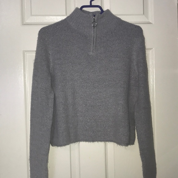 Cropped, quarter zip sweater - Picture 1 of 1